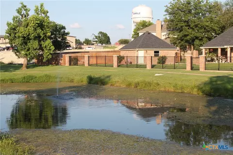 3702 Fall Creek Ln, Temple, TX 76504 photo 11