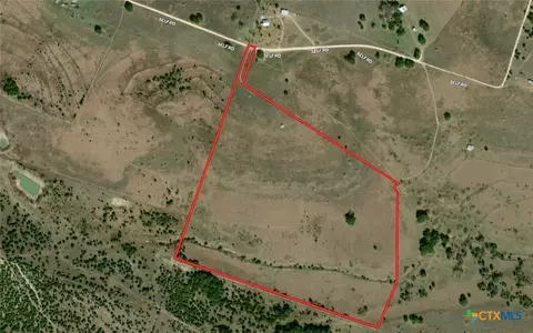 810 Self Rd, Gatesville, TX 76528