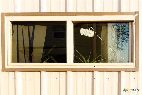 1080 Whisper Rd, Luling, TX 78648 photo 9