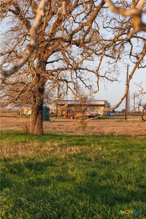 1080 Whisper Rd, Luling, TX 78648 photo 6