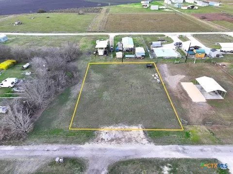 1110-1112 W Toledo, Seadrift, TX 77983