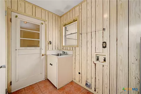 Other - 222 Myrtle Ave, Luling, TX 78648 photo 5 of 10