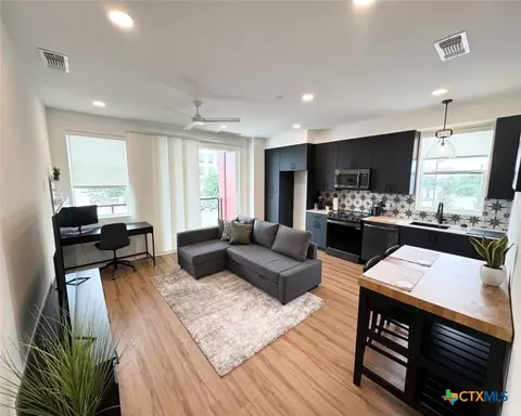 2165 Gabriels Pl #1214, New Braunfels, TX 78130