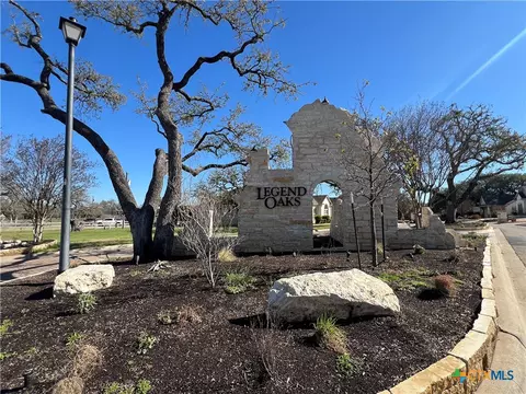 3001 Legend Oaks Blvd, Belton, TX 76513
