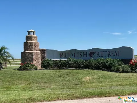 355 Aquarius Ln, Port Lavaca, TX 77979