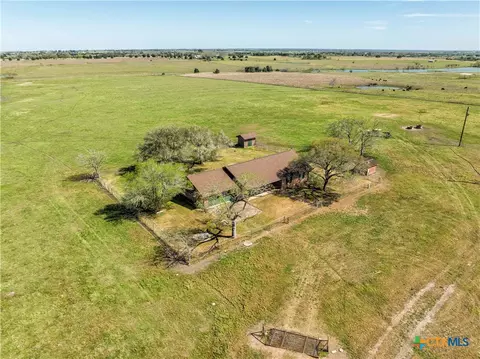 11552 Fm 1383, Schulenburg, TX 78956