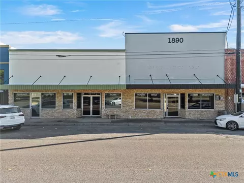 107 W Main St, Cameron, TX 76520