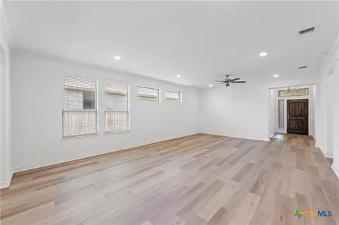 Living - 7209 Touchstone Dr, Temple, TX 76502 photo 3 of 4