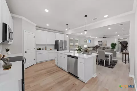 Kitchen - 7209 Touchstone Dr, Temple, TX 76502 photo 6 of 6