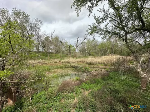 909 Fm 712, Marlin, TX 76661