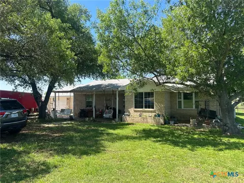 5320 S Us Highway 77, Rockdale, TX 76567