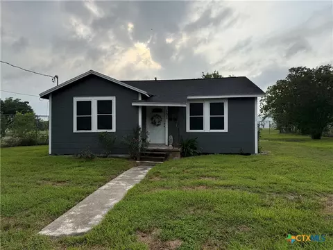 103 Avenue C, Victoria, TX 77901