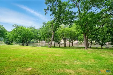 540 River Run #112, New Braunfels, TX 78132