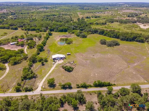 3575 Baker Rd, Kingsbury, TX 78638