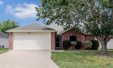 1614 Twisted Oak Dr, Temple, TX 76502