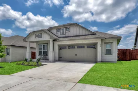 123 Paul Pena Dr, San Marcos, TX 78666