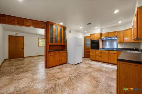 Kitchen - 201 Hillcrest Dr, Luling, TX 78648 photo 3 of 4