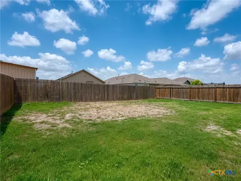 Exterior - 10744 Rosalina Loop, Converse, TX 78109 photo 3 of 7