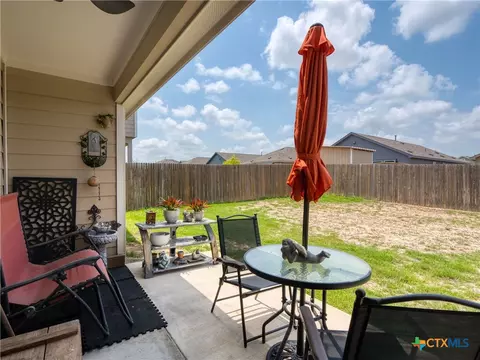 Exterior - 10744 Rosalina Loop, Converse, TX 78109 photo 2 of 7