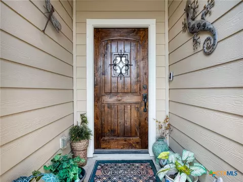 Entry Way - 10744 Rosalina Loop, Converse, TX 78109 photo 1 of 2