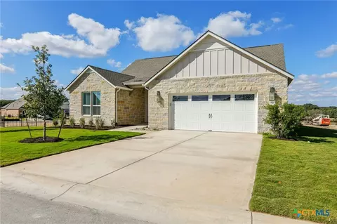 1851 Dancing Oak Ln, San Marcos, TX 78666