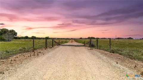 tbd Us Hwy 90a E, Hallettsville, TX 77964