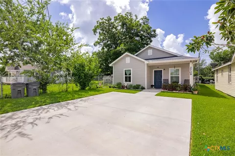 2709 Odem St, Victoria, TX 77901