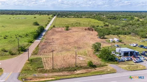 2424 Us Hwy 59, Goliad, TX 77963