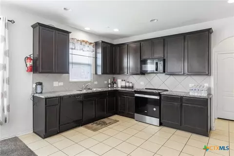 Kitchen - 263 Joseph Dr, Buda, TX 78610 photo 2 of 3