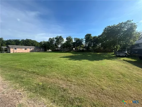 tbd Rogers St, Mcgregor, TX 76657