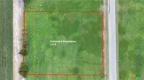 111 Pr 711, Lott, TX 76632