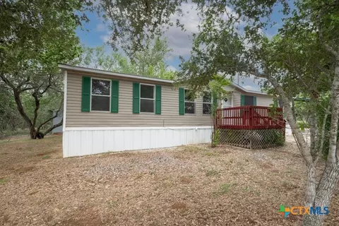 2113 Zion Hill Rd, Seguin, TX 78155