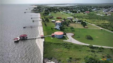 430 N Blackburn Ave, Port Lavaca, TX 77979