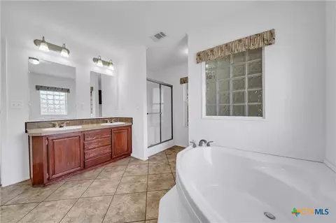 6 River Bluff Dr, Lytle, TX 78052 photo 18