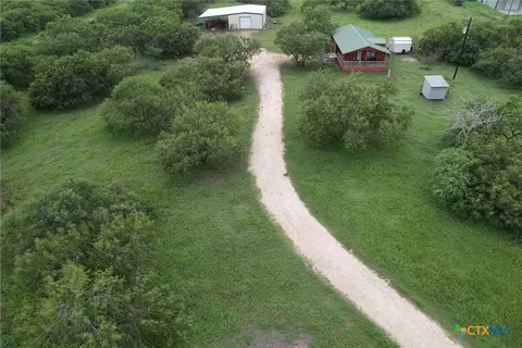 543 Morris Town Rd, Victoria, TX 77905