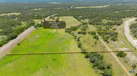 670 Windmill Ridge Dr, Blanco, TX 78606