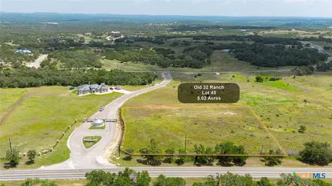 813 Old 32 Xing, Blanco, TX 78606