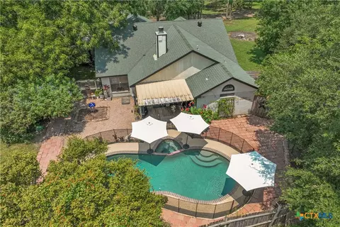 5473 E Lakeshore Dr, Belton, TX 76513