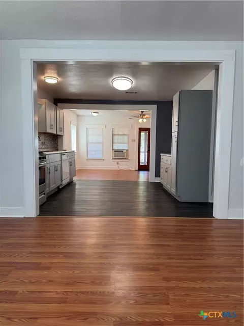 Entry Way - 602 E 606 E Clayton St, Cuero, TX 77954 photo 3 of 3