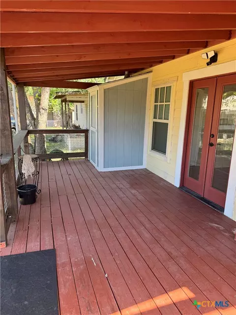 Exterior - 602 E 606 E Clayton St, Cuero, TX 77954 photo 3 of 6