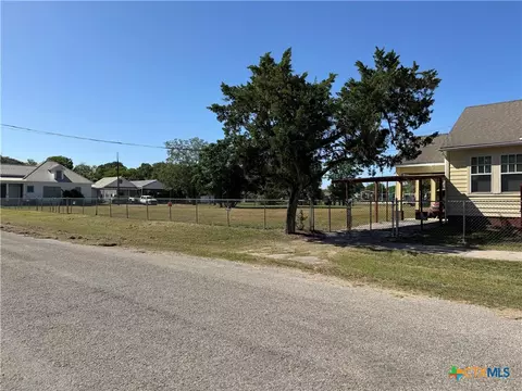 Other - 602 E 606 E Clayton St, Cuero, TX 77954 photo 2 of 13