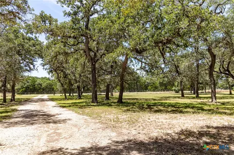 14751 Fm 530, Hallettsville, TX 77964