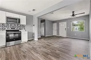 706 Crockett Dr, Killeen, TX 76541