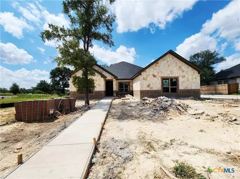 613 Bald Eagle Loop, Salado, TX 76571
