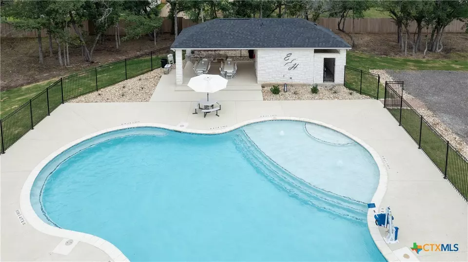  613 Bald Eagle Loop, Salado, TX 76571 photo 6