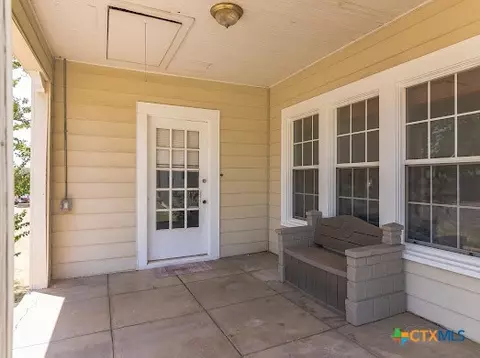 404 Fennimore St, Gatesville, TX 76528