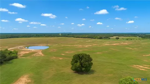 4425 Us Hwy 90, Seguin, TX 78155