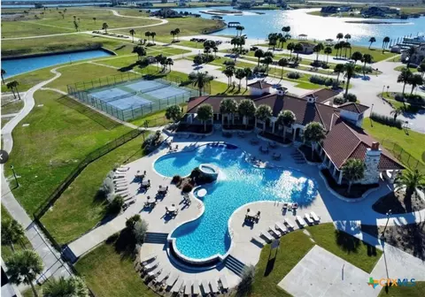 263 W Burgundy, Port O'connor, TX 77982