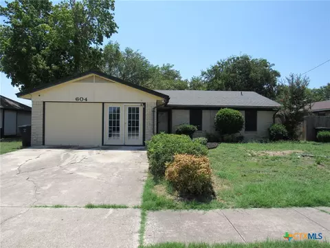 604 Colonial Ln, Killeen, TX 76543
