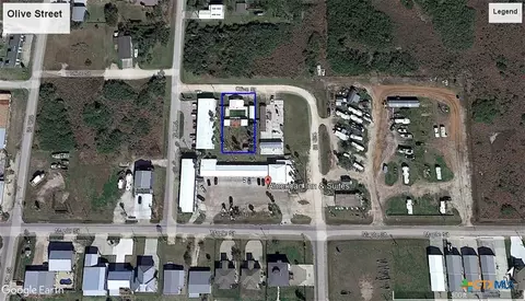 1301 W Olive Ave, Port O'connor, TX 77982